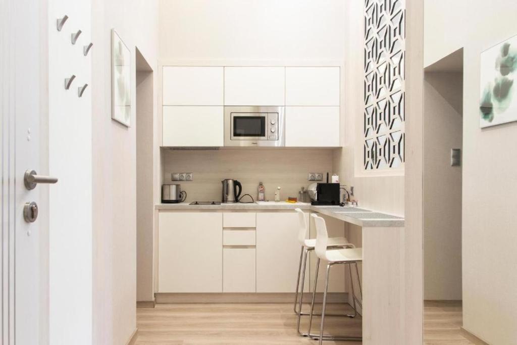 Revay 20 Suites By Corall Budapeste Exterior foto