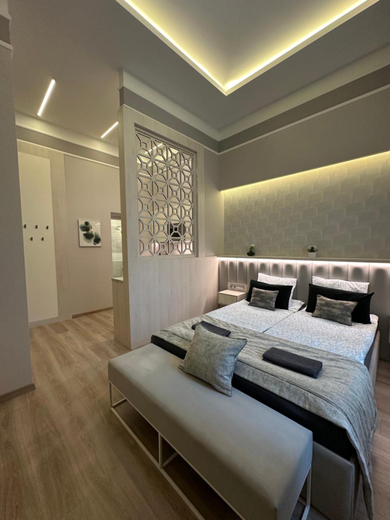 Revay 20 Suites By Corall Budapeste Exterior foto