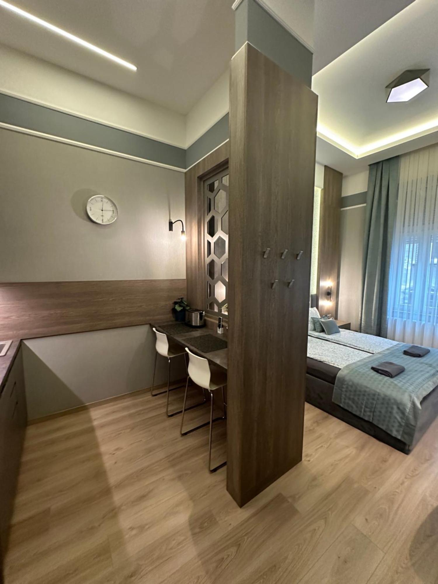Revay 20 Suites By Corall Budapeste Exterior foto